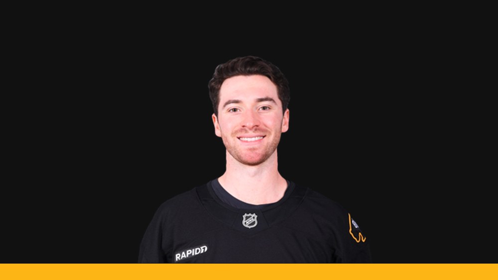 Jeremy Swayman in his Bruins uniform